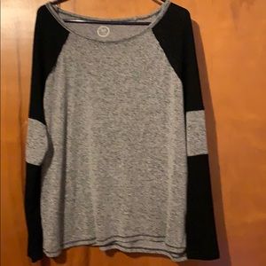 Maurices 24/7 long sleeve top